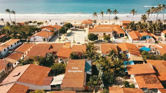 Vista aérea da praia de Guajiru e da casa Navegantes